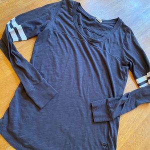 Pink long sleeve cotton top vneck size small cute